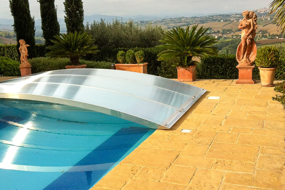 Schwimmbadüberdachung Ferienhaus in der Toscana, Italien